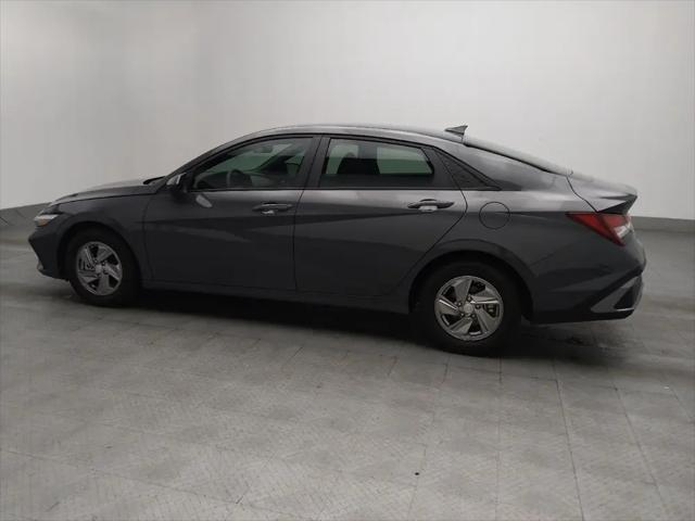2024 Hyundai Elantra SE