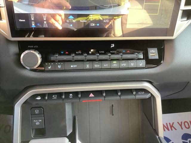 2026 Toyota Tundra Limited CrewMax 6.4' Bed
