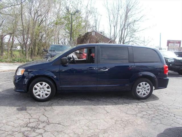 2017 Dodge Grand Caravan SE for sale in St John, IN