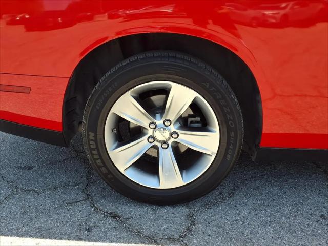 2022 Dodge Challenger SXT