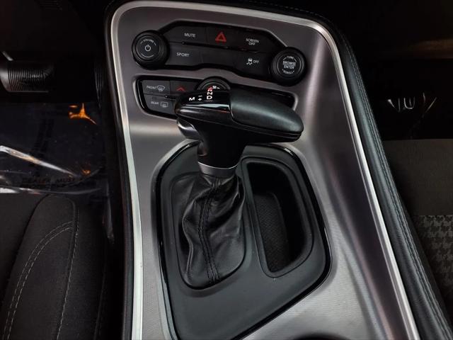 2022 Dodge Challenger SXT