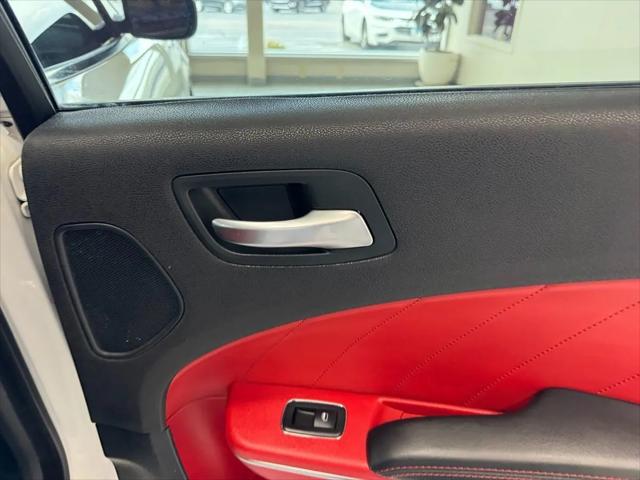 2015 Dodge Charger Road/Track