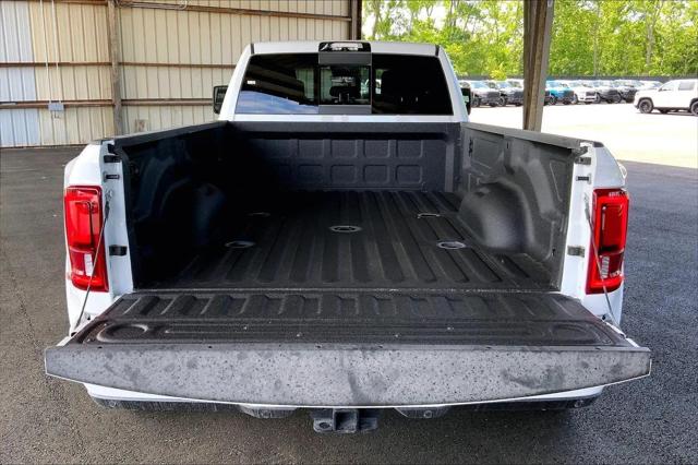 2026 Ram 3500 Limited Crew Cab 4x4 8' Box