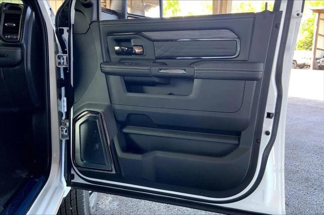 2026 Ram 3500 Limited Crew Cab 4x4 8' Box