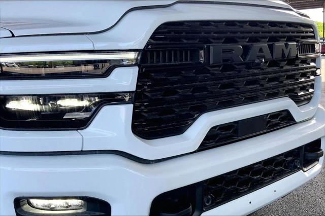 2026 Ram 3500 Limited Crew Cab 4x4 8' Box