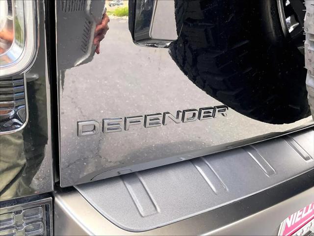 2025 Land Rover Defender P635 OCTA