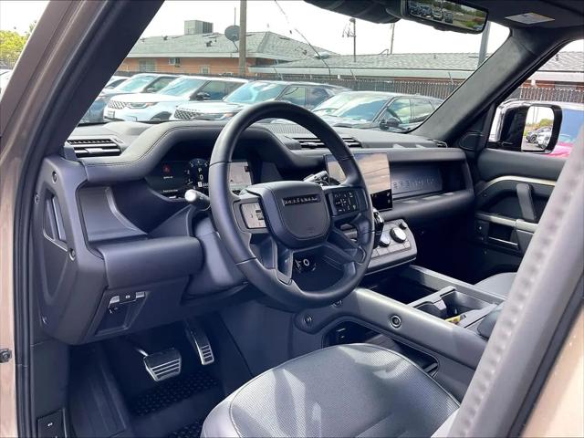 2025 Land Rover Defender P635 OCTA