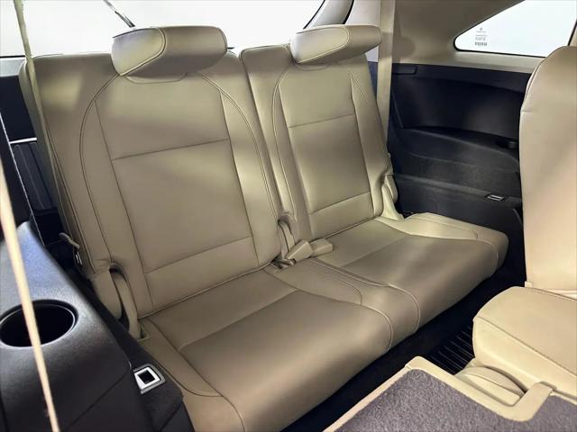 2017 Acura MDX w/Advance Package