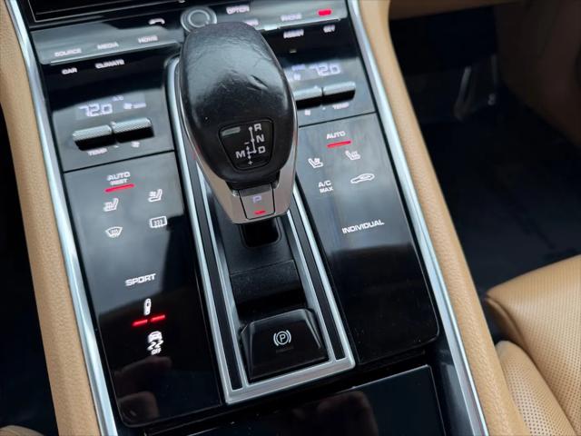 2018 Porsche Panamera 4