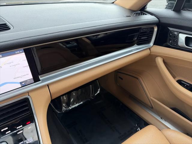 2018 Porsche Panamera 4
