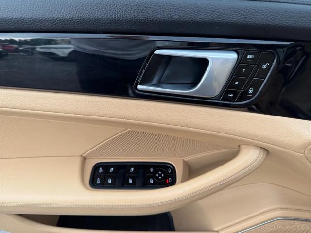 2018 Porsche Panamera 4