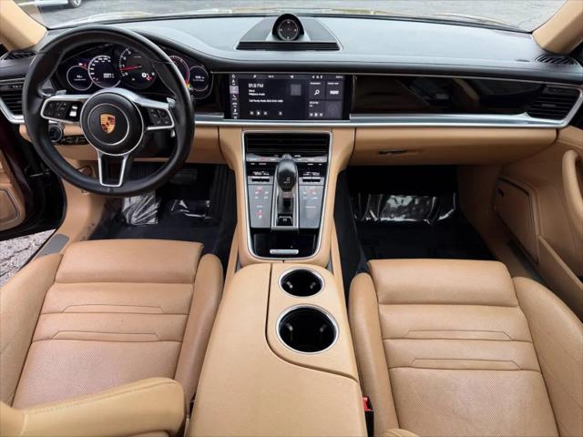 2018 Porsche Panamera 4