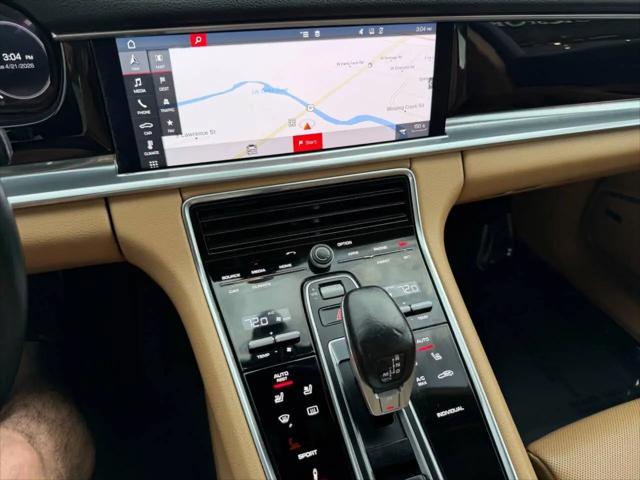 2018 Porsche Panamera 4