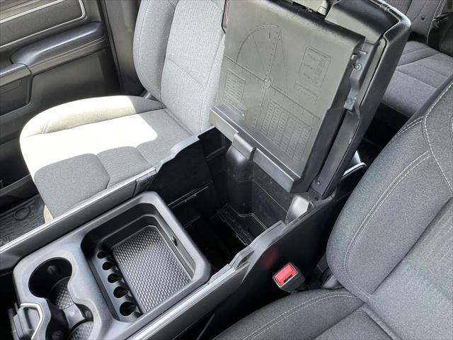 2020 Ram 1500 Big Horn Crew Cab 4x4 5'7" Box