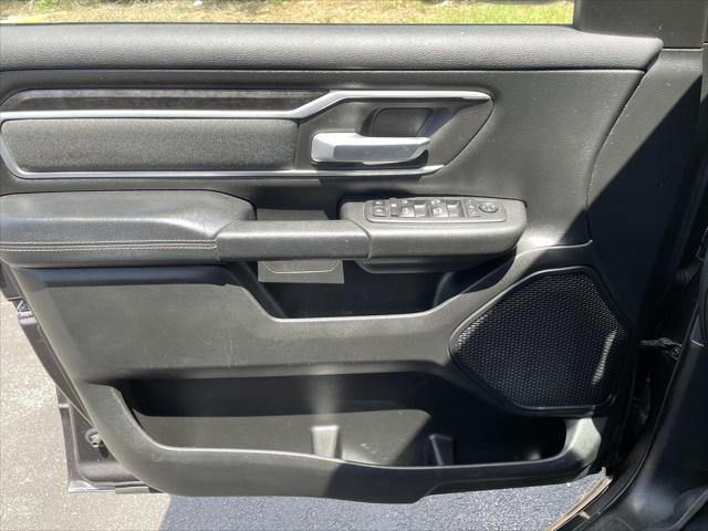 2020 Ram 1500 Big Horn Crew Cab 4x4 5'7" Box