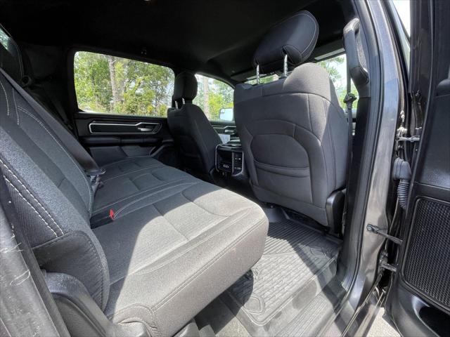 2020 Ram 1500 Big Horn Crew Cab 4x4 5'7" Box