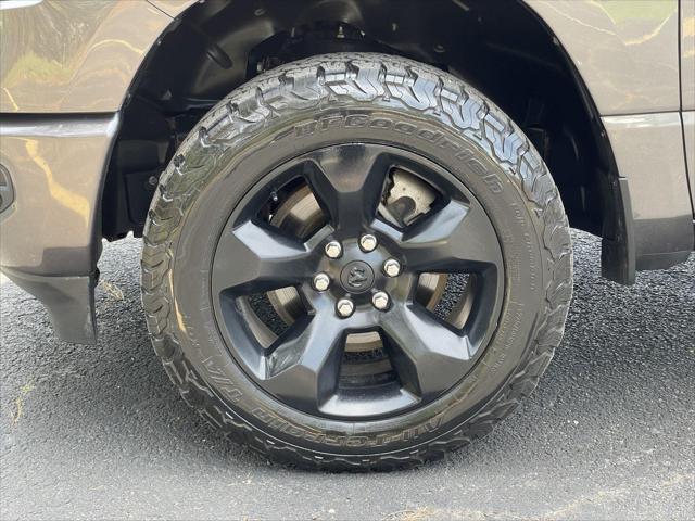 2020 Ram 1500 Big Horn Crew Cab 4x4 5'7" Box