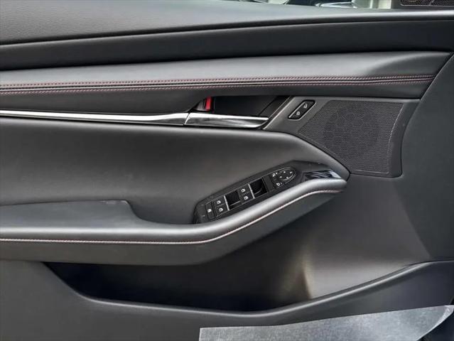 2026 Mazda Mazda3 2.5 S Carbon Edition
