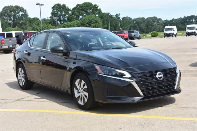 2025 Nissan Altima S FWD