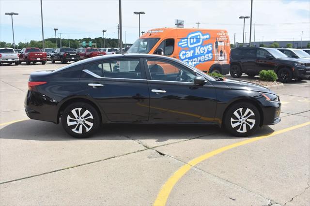 2025 Nissan Altima S FWD
