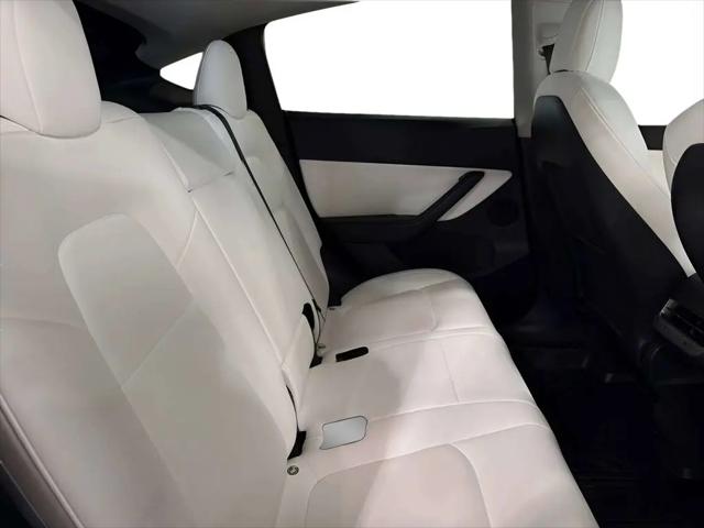 2022 Tesla Model Y Long Range Dual Motor All-Wheel Drive
