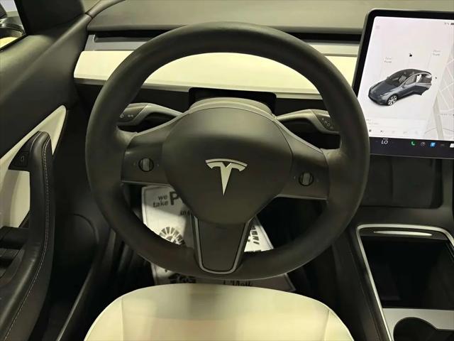 2022 Tesla Model Y Long Range Dual Motor All-Wheel Drive