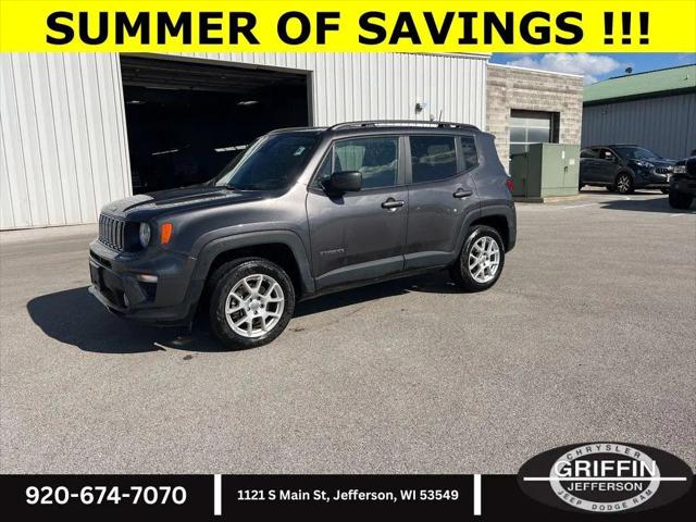2020 Jeep Renegade Latitude 4x4 for sale in Jefferson, WI