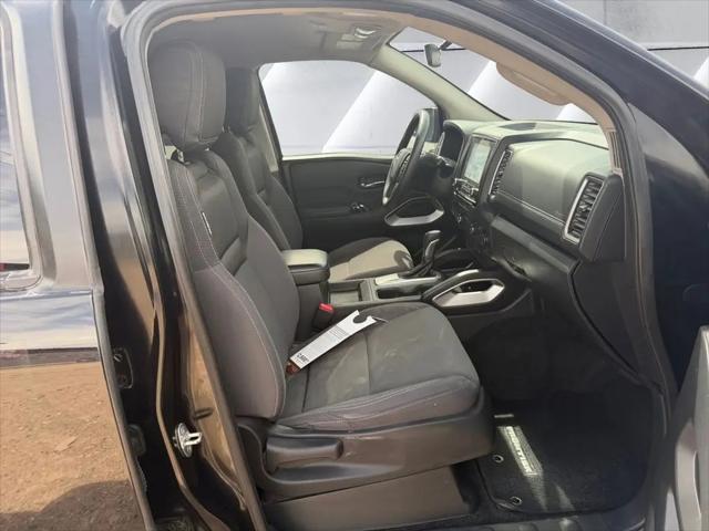 2022 Nissan Frontier Crew Cab SV 4x2