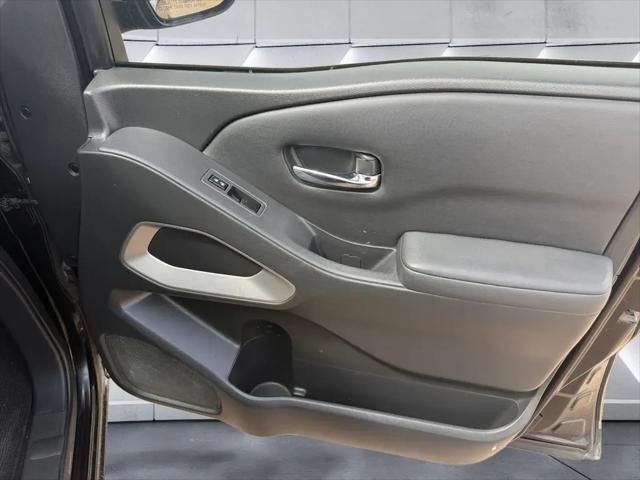 2022 Nissan Frontier Crew Cab SV 4x2