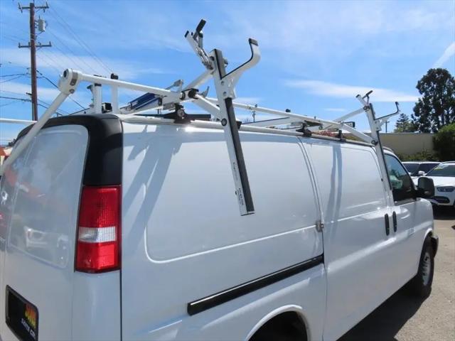 2017 Chevrolet Express Work Van