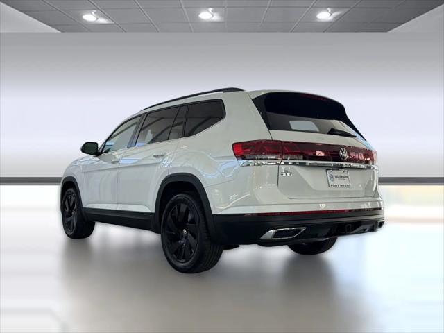2026 Volkswagen Atlas SE with Technology