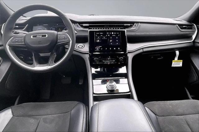 2024 Jeep Grand Cherokee L Altitude 4x4
