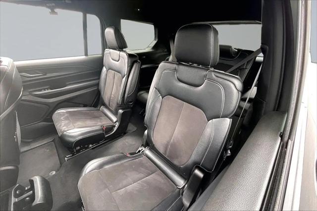 2024 Jeep Grand Cherokee L Altitude 4x4
