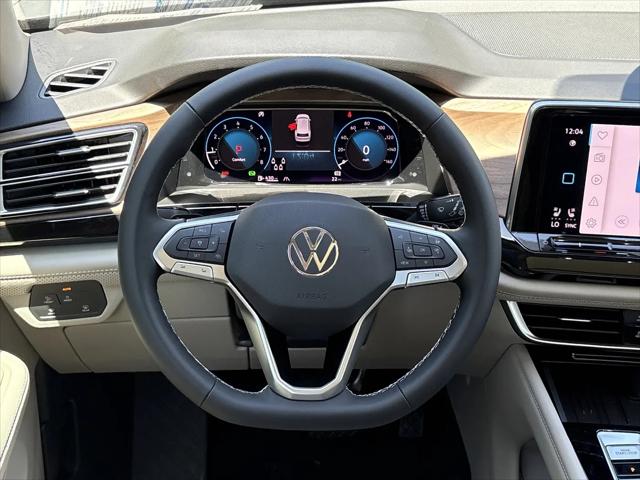 2026 Volkswagen Atlas SE with Technology