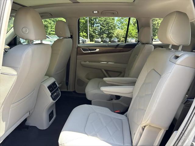 2026 Volkswagen Atlas SE with Technology