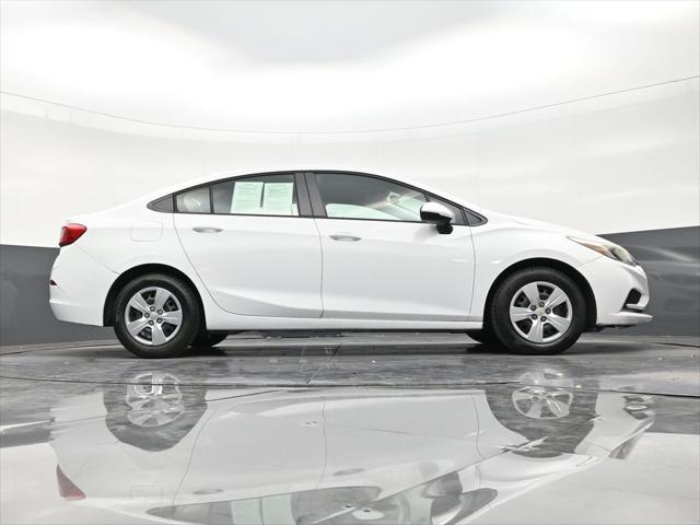 2017 Chevrolet Cruze LS Auto