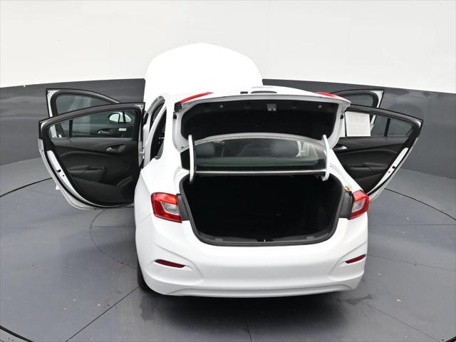 2017 Chevrolet Cruze LS Auto