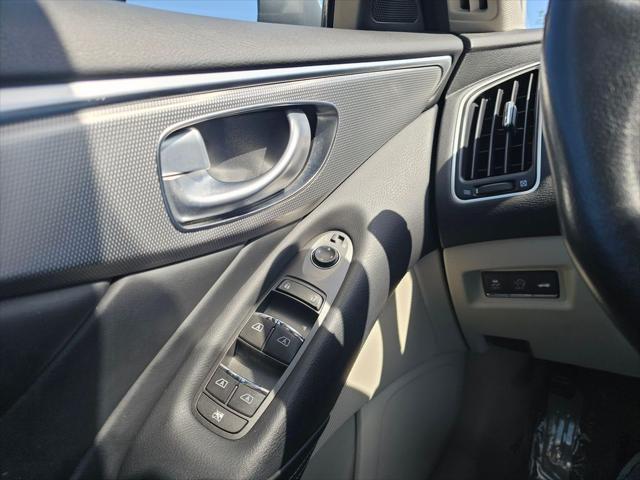 2016 INFINITI Q50 2.0t Premium