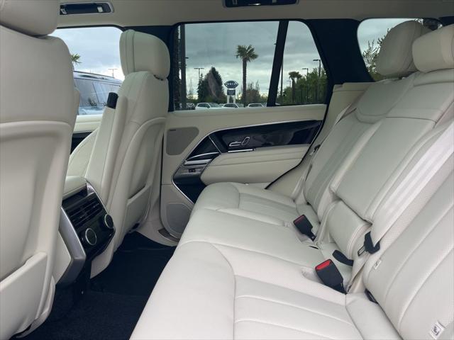 2026 Land Rover Range Rover P400 SE