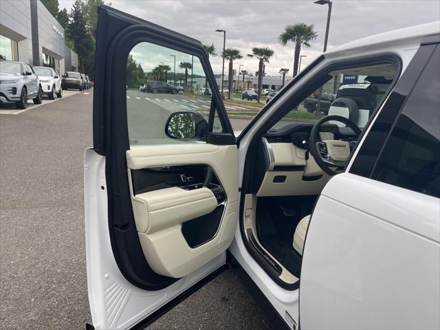 2026 Land Rover Range Rover P400 SE
