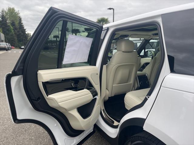 2026 Land Rover Range Rover P400 SE