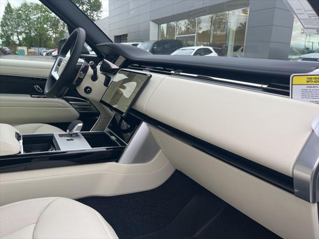 2026 Land Rover Range Rover P400 SE