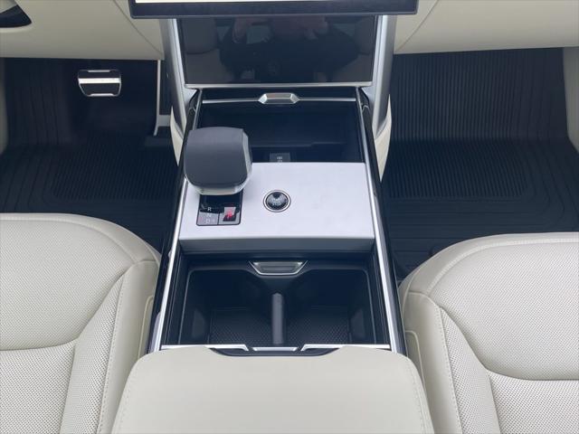 2026 Land Rover Range Rover P400 SE
