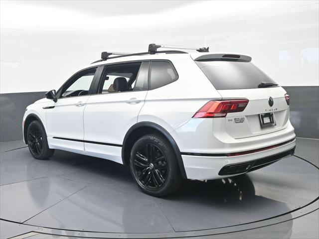 2022 Volkswagen Tiguan 2.0T SE R-Line Black