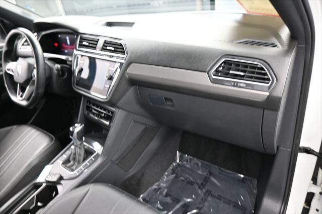 2022 Volkswagen Tiguan 2.0T SE R-Line Black