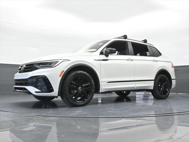 2022 Volkswagen Tiguan 2.0T SE R-Line Black