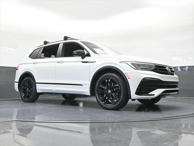 2022 Volkswagen Tiguan 2.0T SE R-Line Black