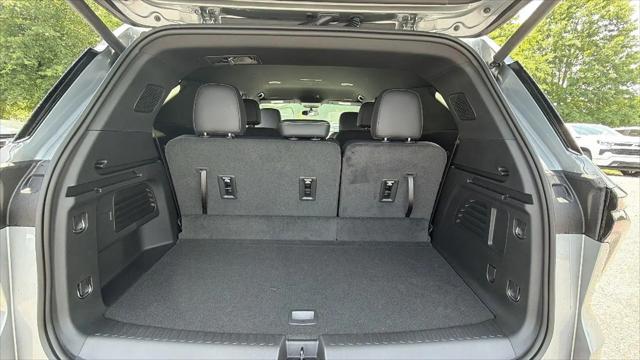 2026 Chevrolet Traverse AWD LT
