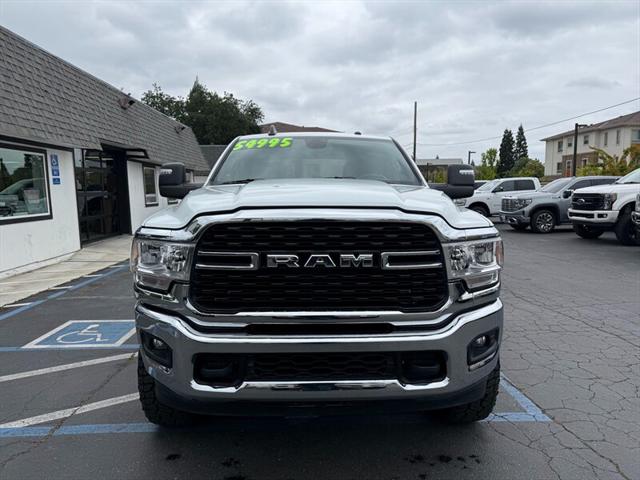 2024 Ram 3500 Big Horn Crew Cab 4x4 8' Box