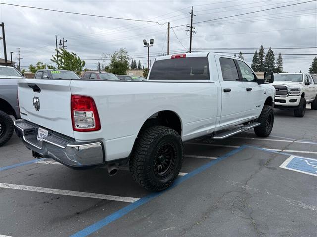 2024 Ram 3500 Big Horn Crew Cab 4x4 8' Box
